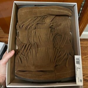 Minnetonka Dusty Brown 3 Layer Fringe Boot